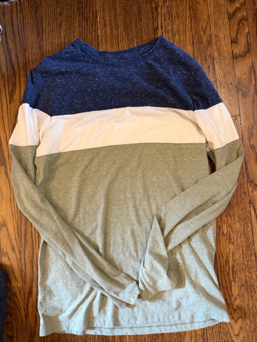Goodfellow & Co Navy, White & Olive Green Colorblock Crewneck